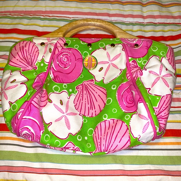 Lilly Pulitzer Canvas Seashell Wood Handle Bag - Picture 1 of 4